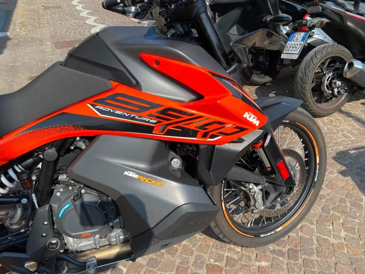 KTM 890 Adventure (2022) (6)