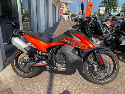 KTM 890 Adventure (2022) usata