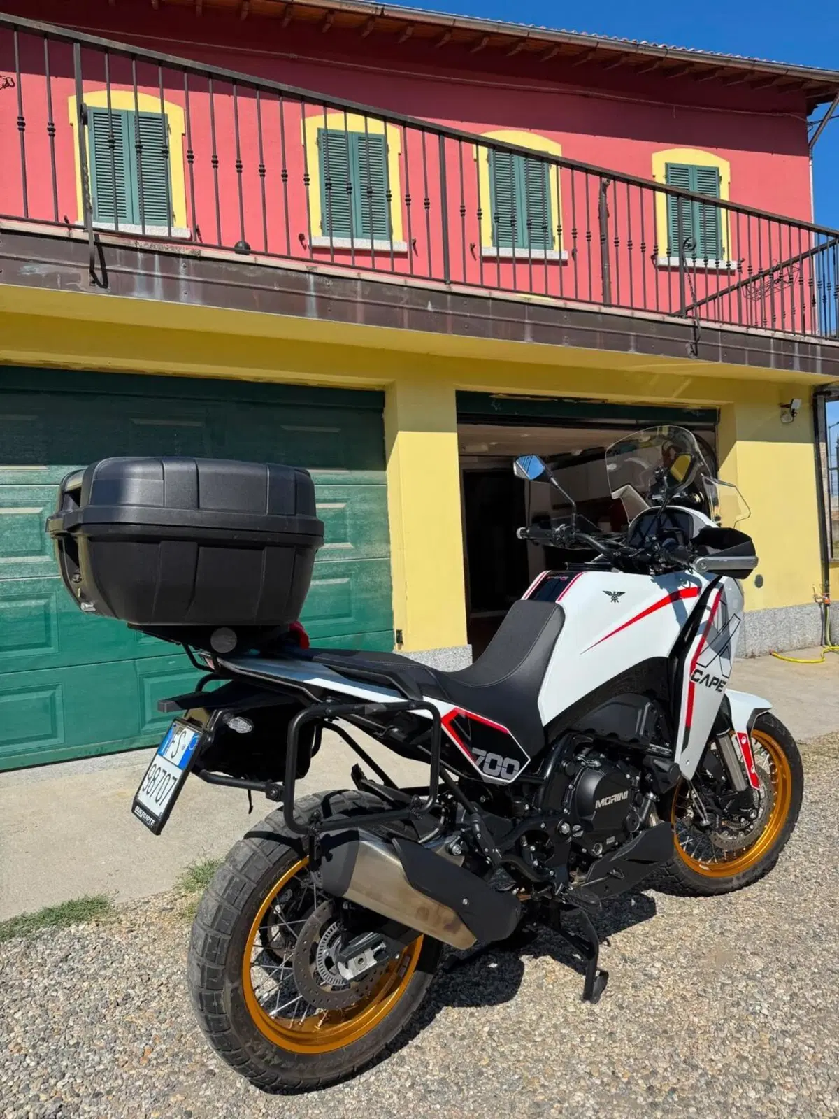 Moto Morini X-Cape 700 Gold Edition (2025 - 26) (2)