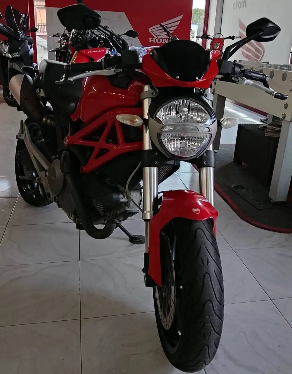Ducati Monster 696 (2008 - 13)