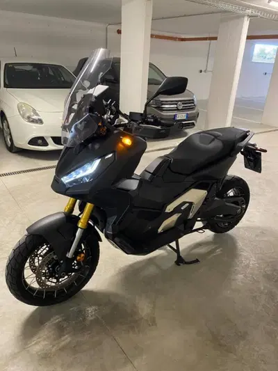 Honda X-ADV 750 DCT (2021 - 24) usata
