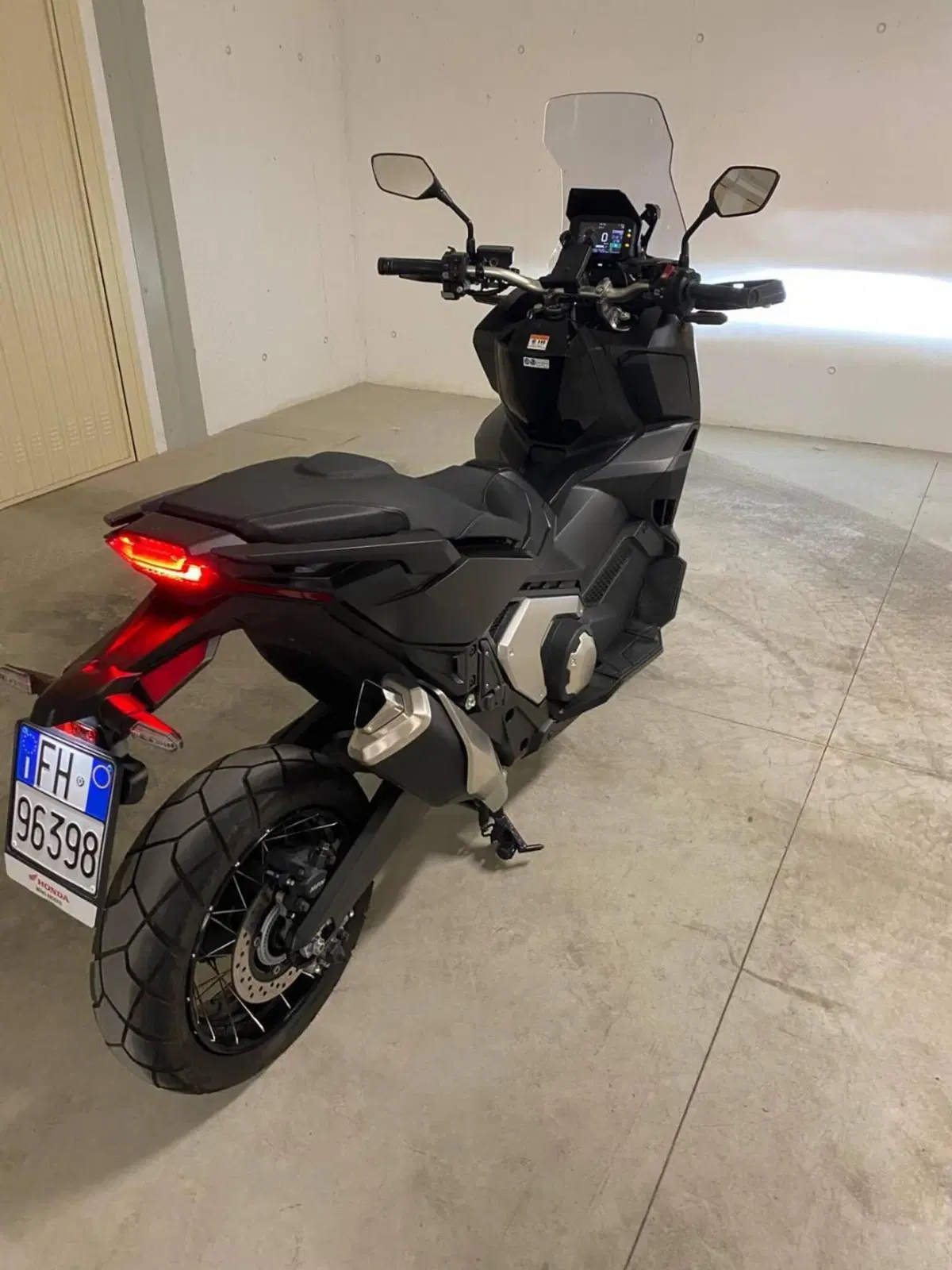 Honda X-ADV 750 DCT (2021 - 24) (6)