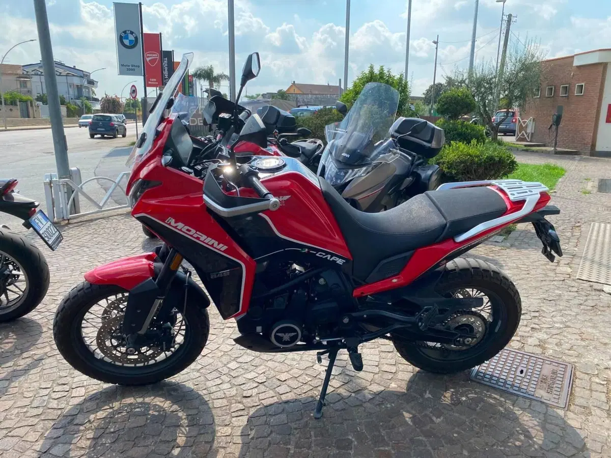 Moto Morini X-Cape 650 (2021 - 26) (2)