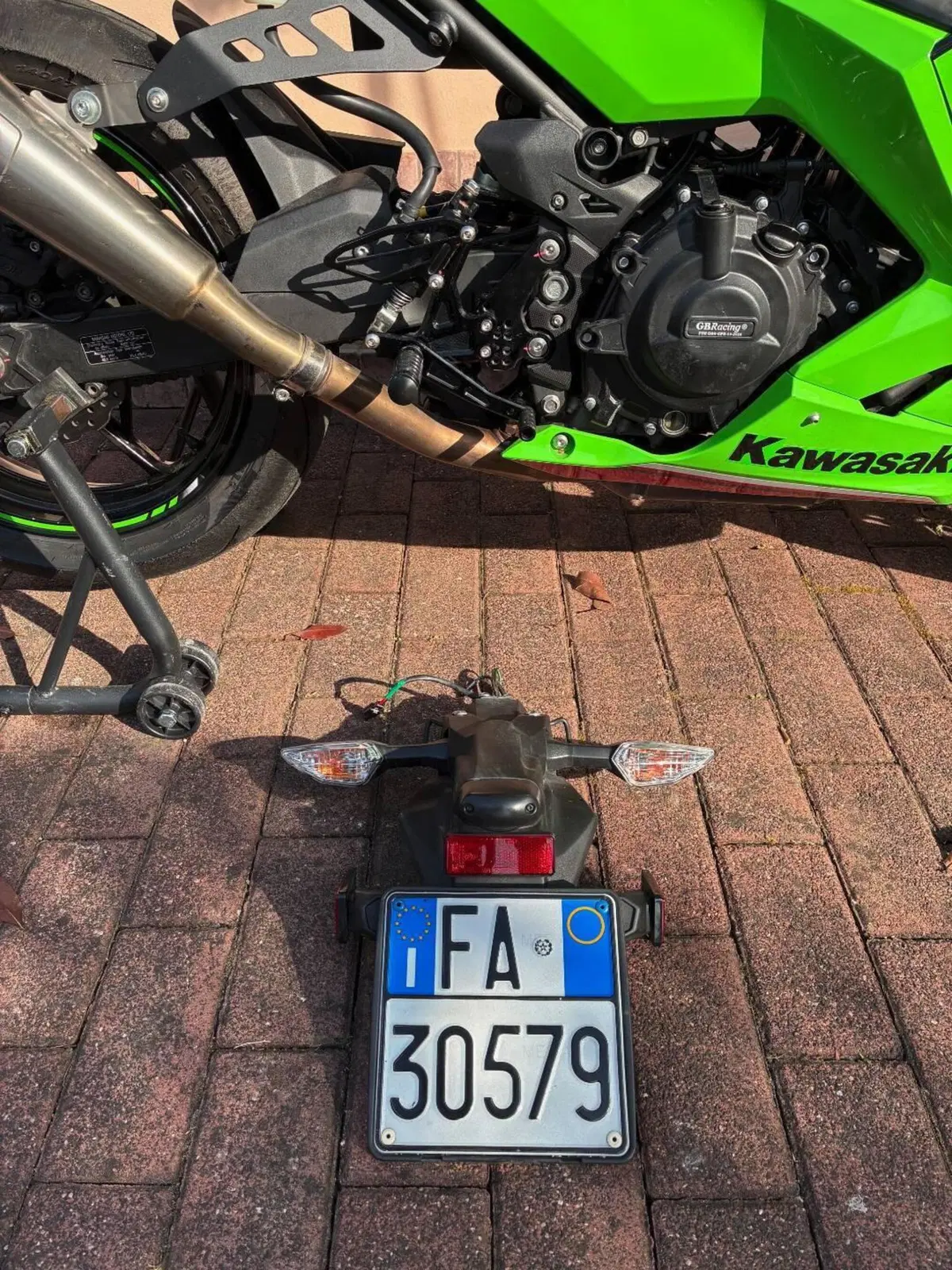 Kawasaki Ninja 400 (2023) (7)