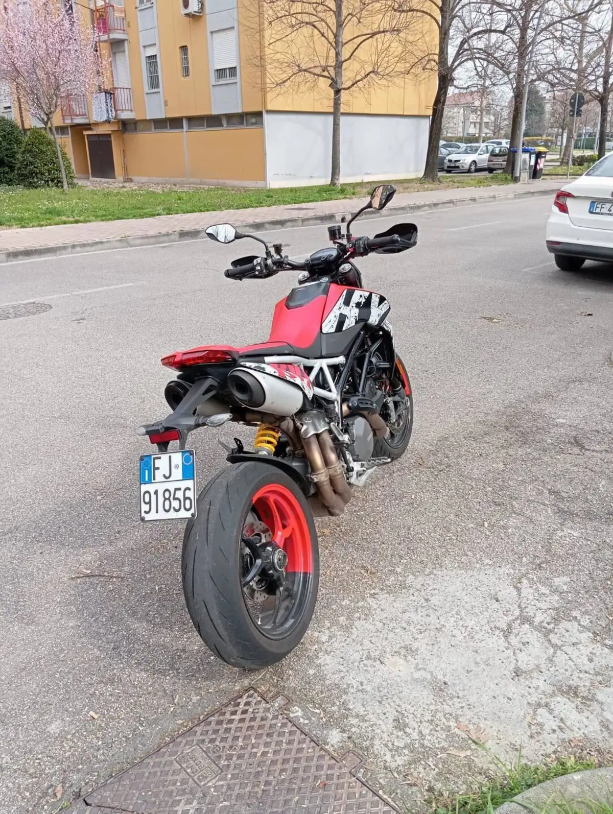 Ducati Hypermotard 950 RVE (2022 - 25) (2)