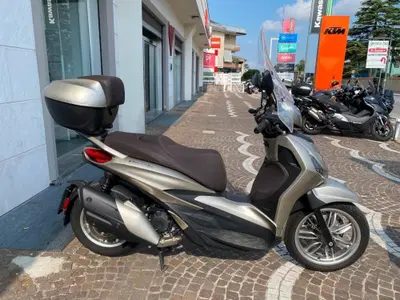 Piaggio Beverly 400 ABS-ASR (2021 - 24) usata