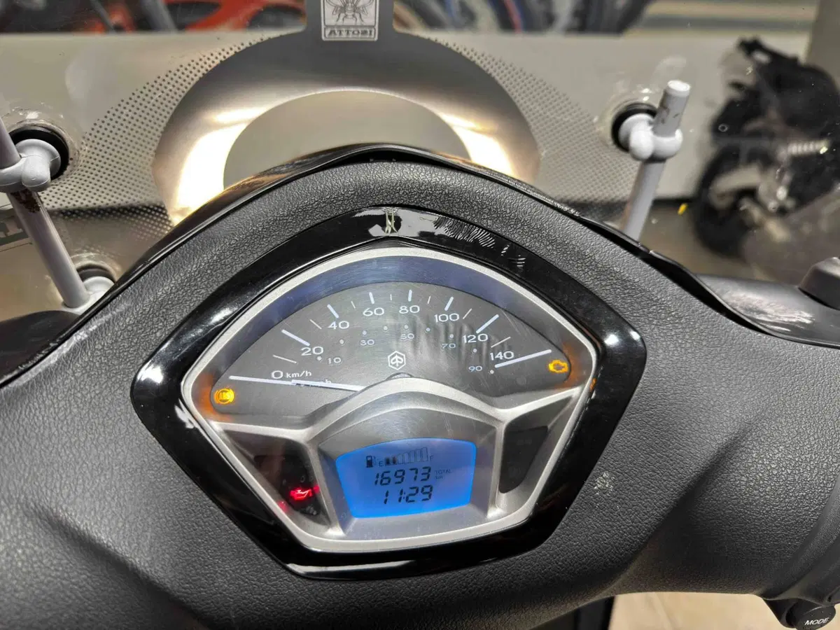Piaggio Liberty 125 3V ABS (2021 - 24) (5)