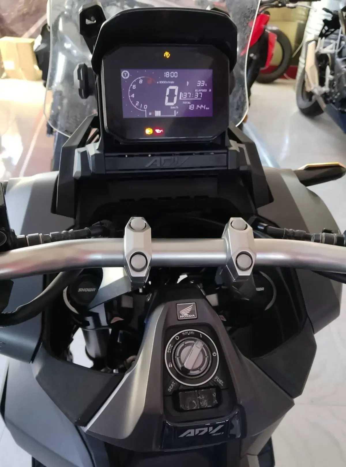 Honda ADV 350 (2022 - 24) (6)