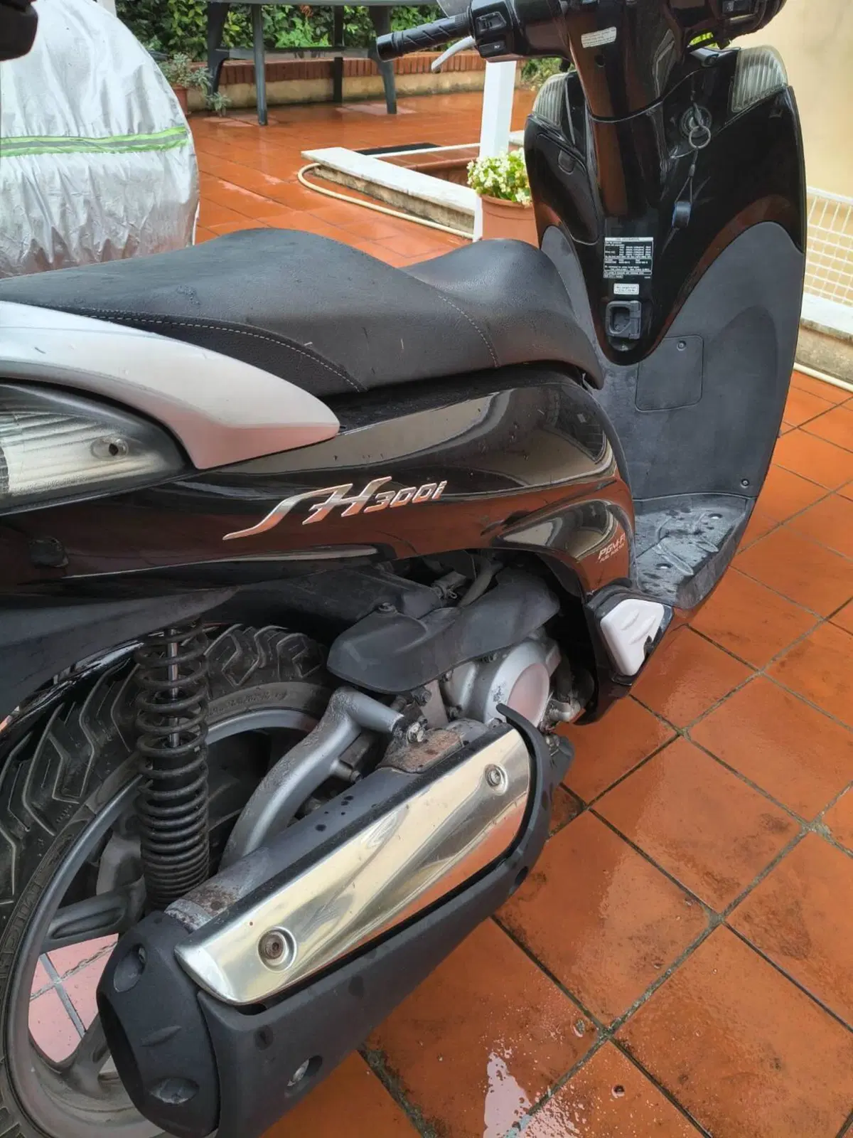 Honda SH 300 i (2006 - 10) (2)