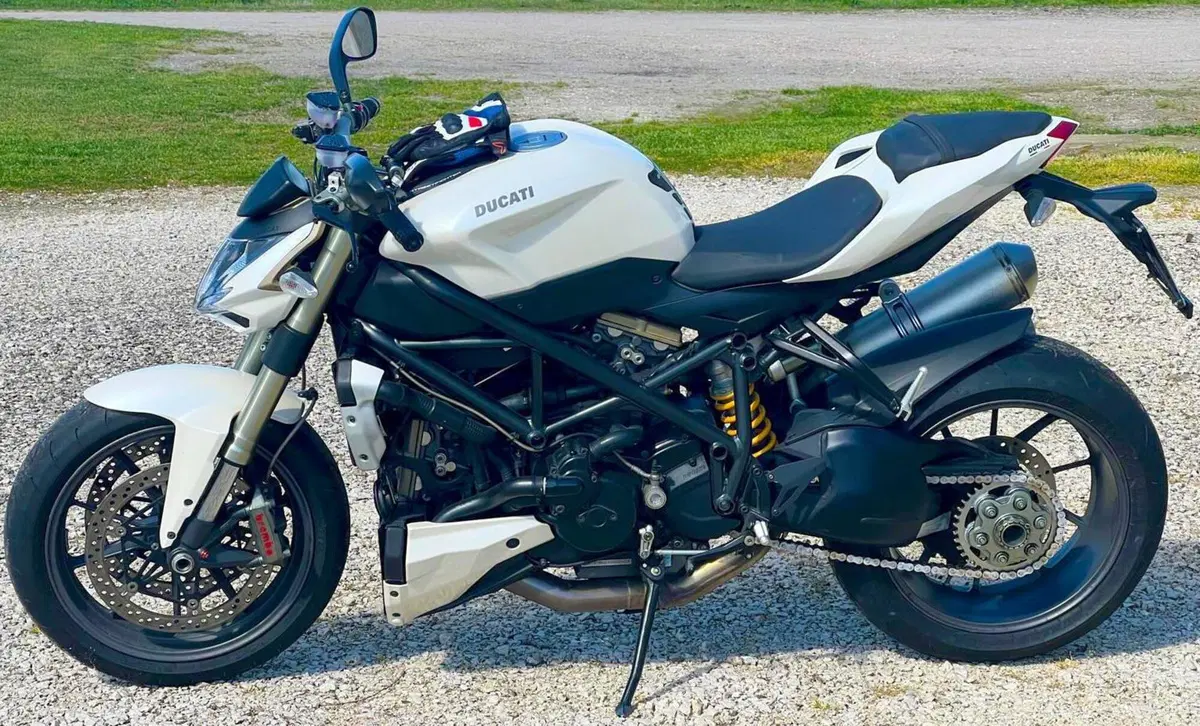 Ducati Streetfighter (2009 - 12) (6)