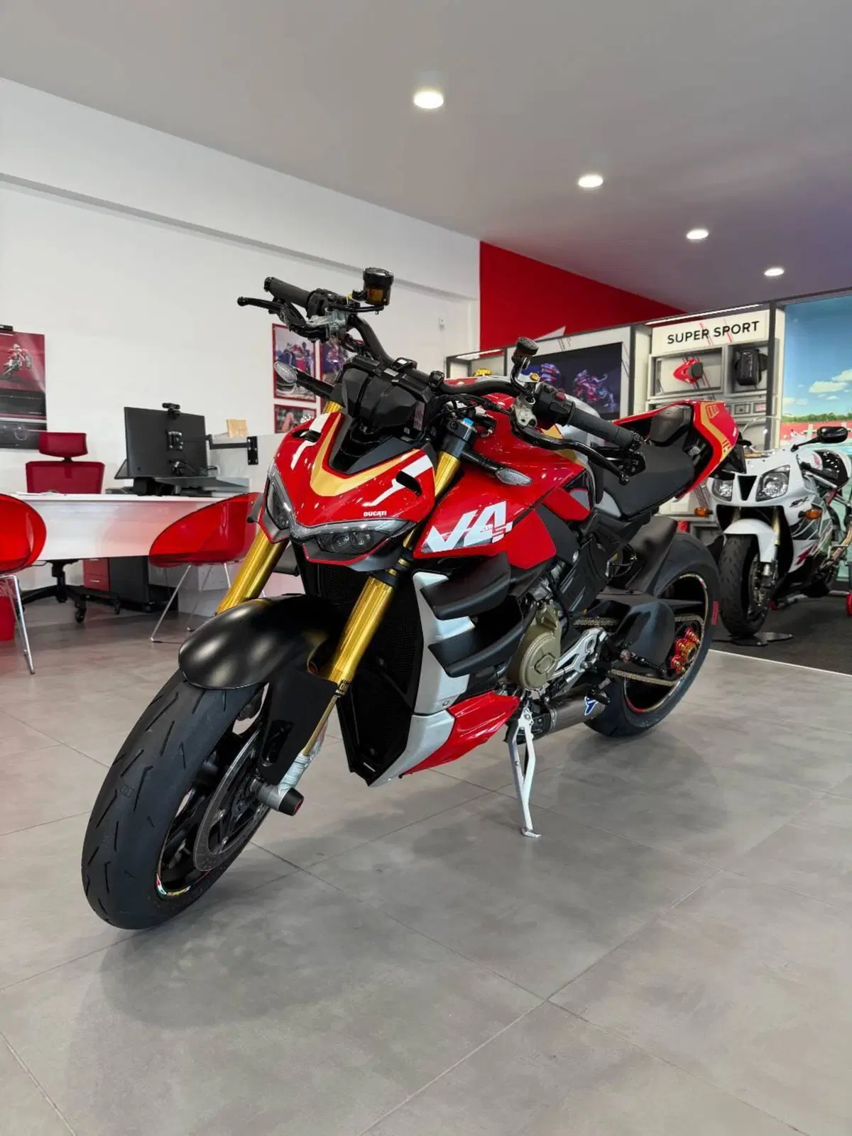 Ducati Streetfighter V4 1100 S (2021 - 22)