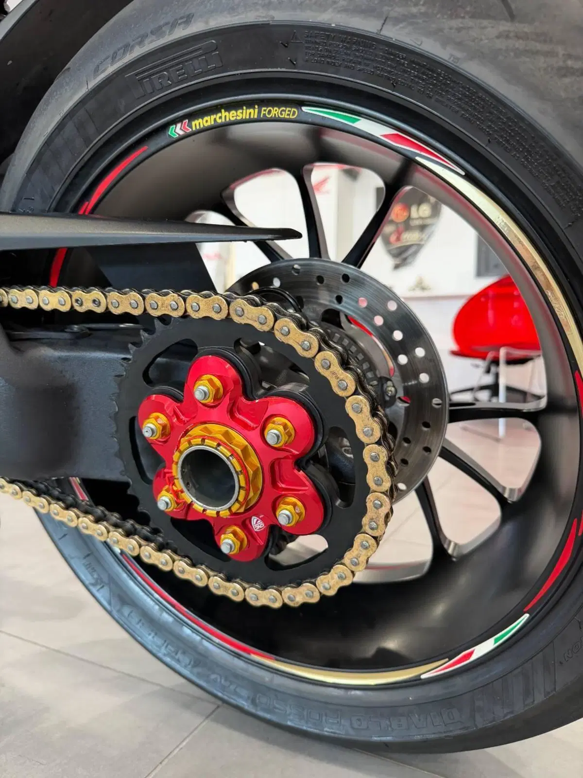 Ducati Streetfighter V4 1100 S (2021 - 22) (16)