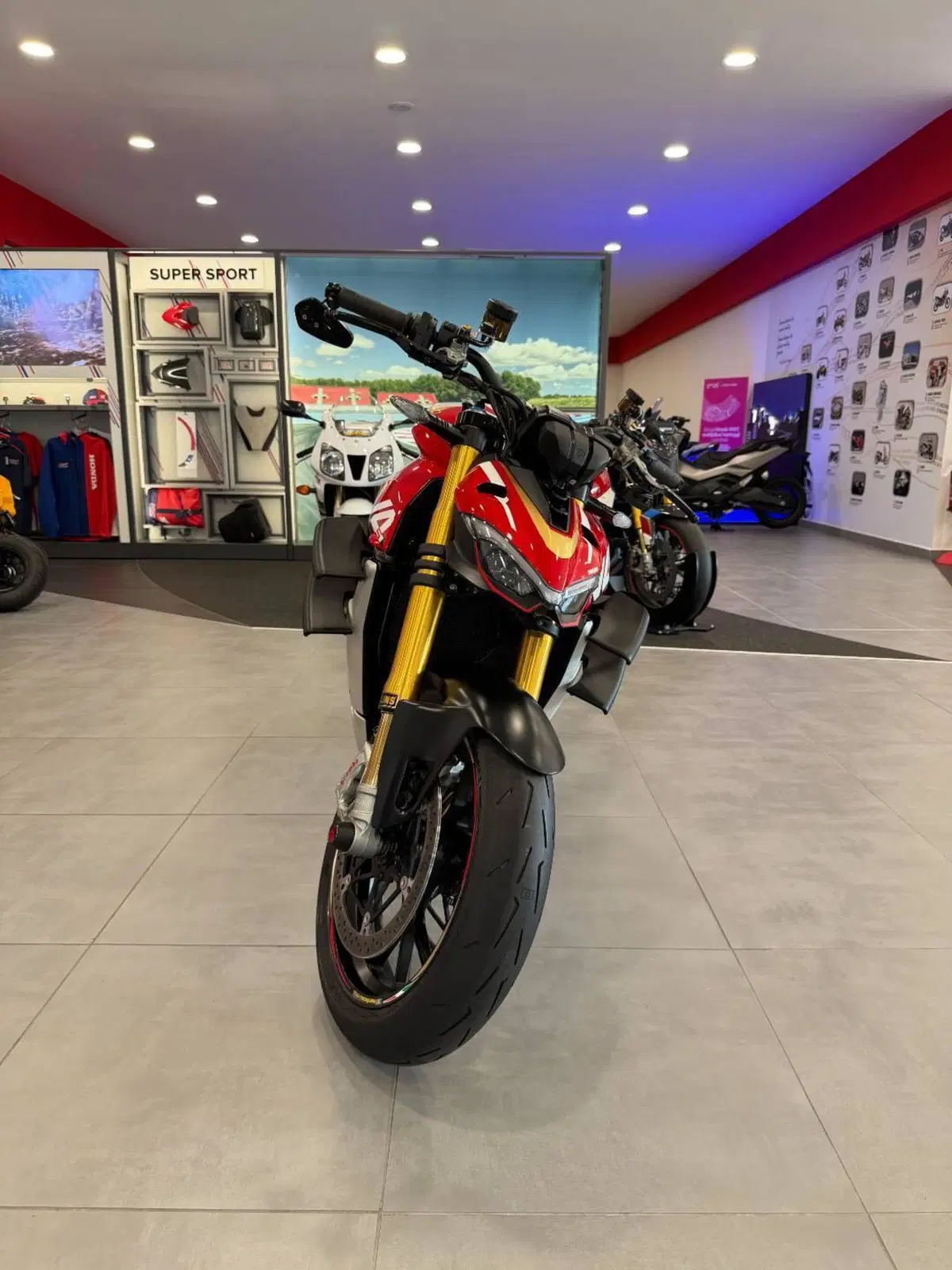 Ducati Streetfighter V4 1100 S (2021 - 22) (5)