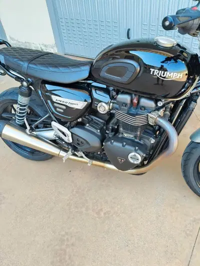 Triumph Speed Twin 1200 (2021 - 24) usata