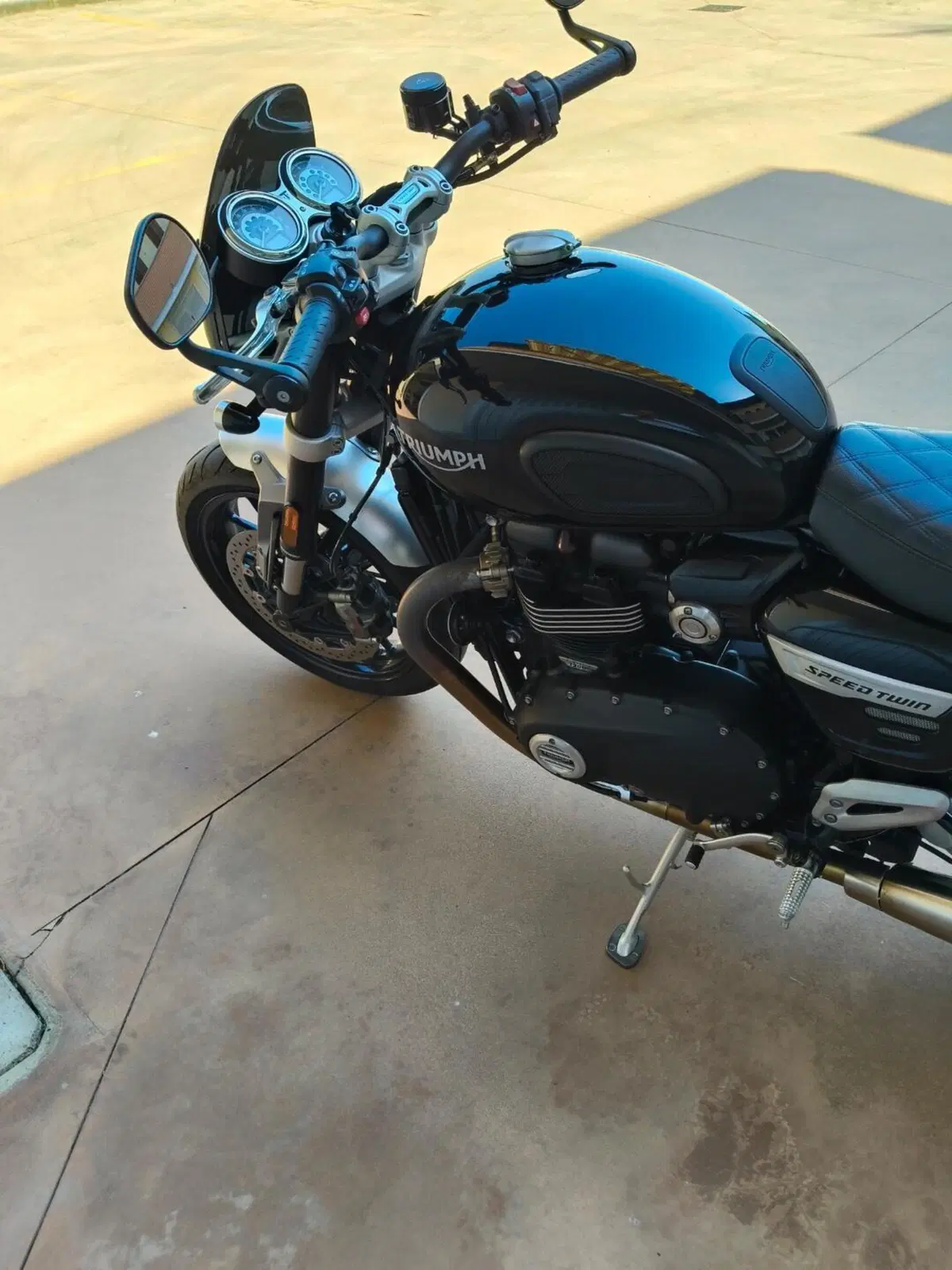 Triumph Speed Twin 1200 (2021 - 24) (2)