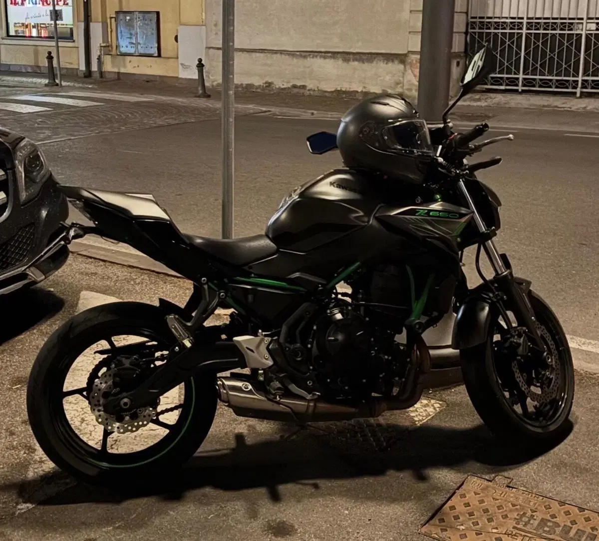 Kawasaki Z 650 Sport (2021 - 24) (2)