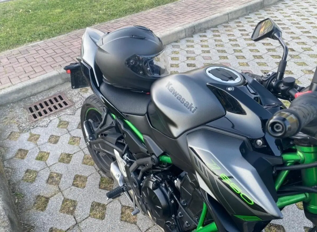 Kawasaki Z 650 Sport (2021 - 24) (4)