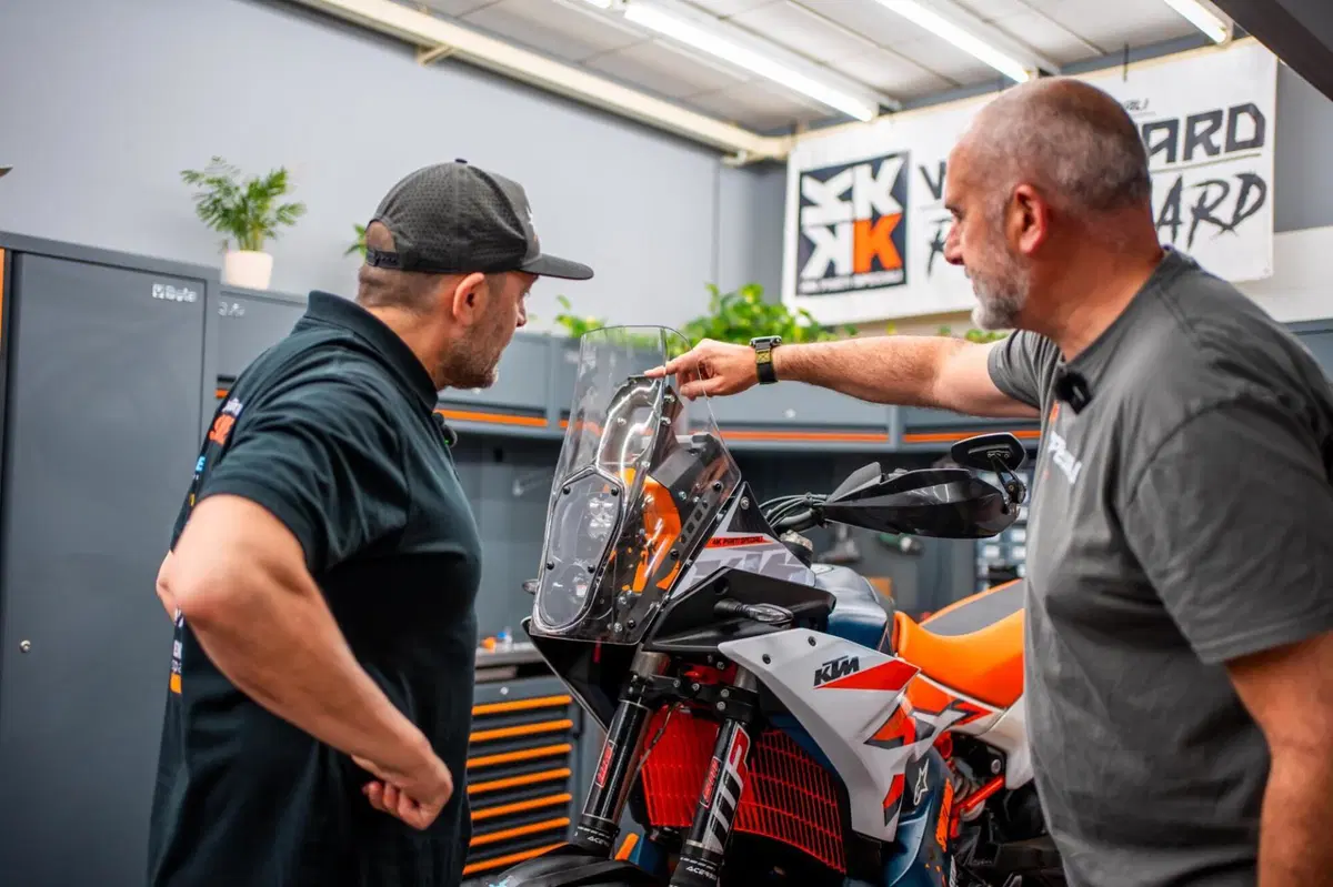 KTM 890 Adventure R (2023 - 24) (14)