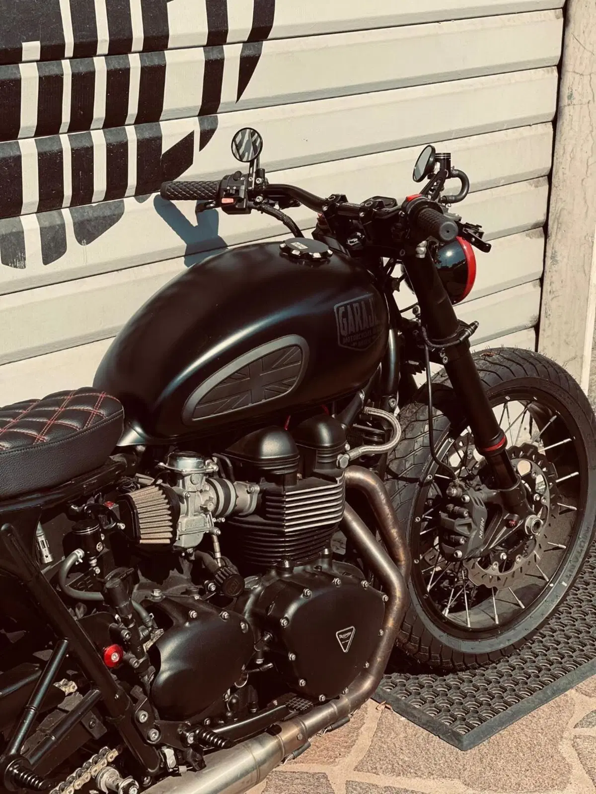Triumph Bonneville T100 (2001 - 07) (4)