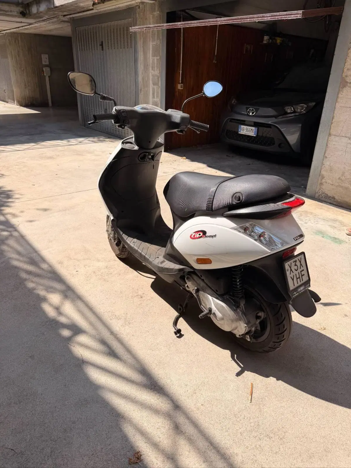 Piaggio Zip 50 2T (2000 - 18) (2)