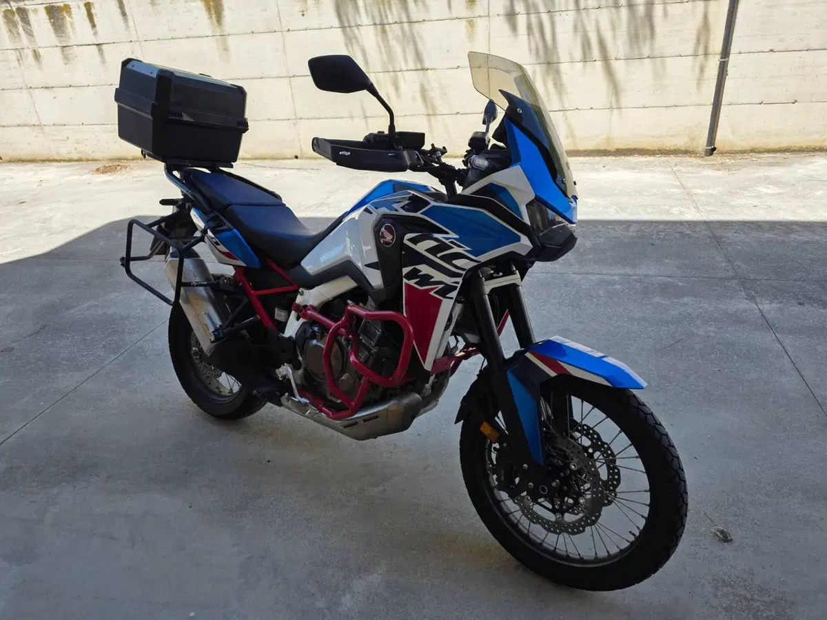 Honda Africa Twin CRF 1100L (2022 - 23) (10)