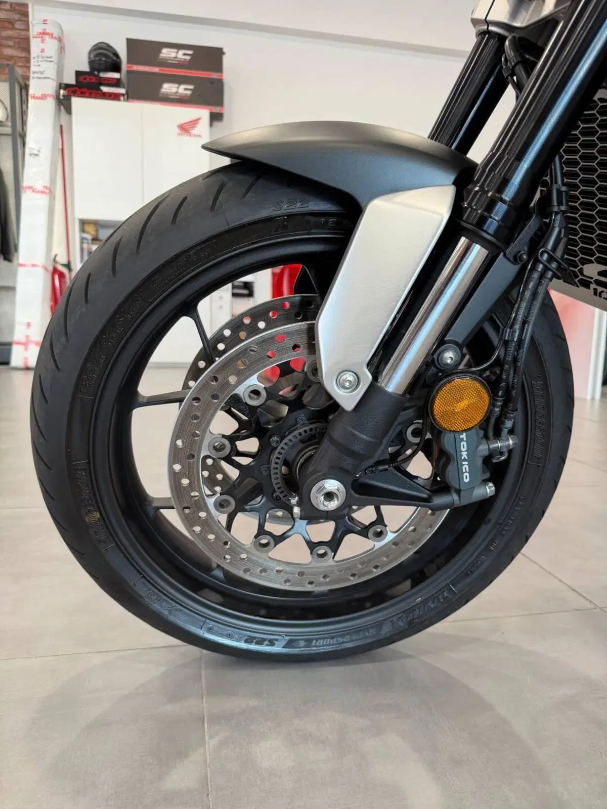 Honda CB 1000 R + Limited Edition (2019) (11)