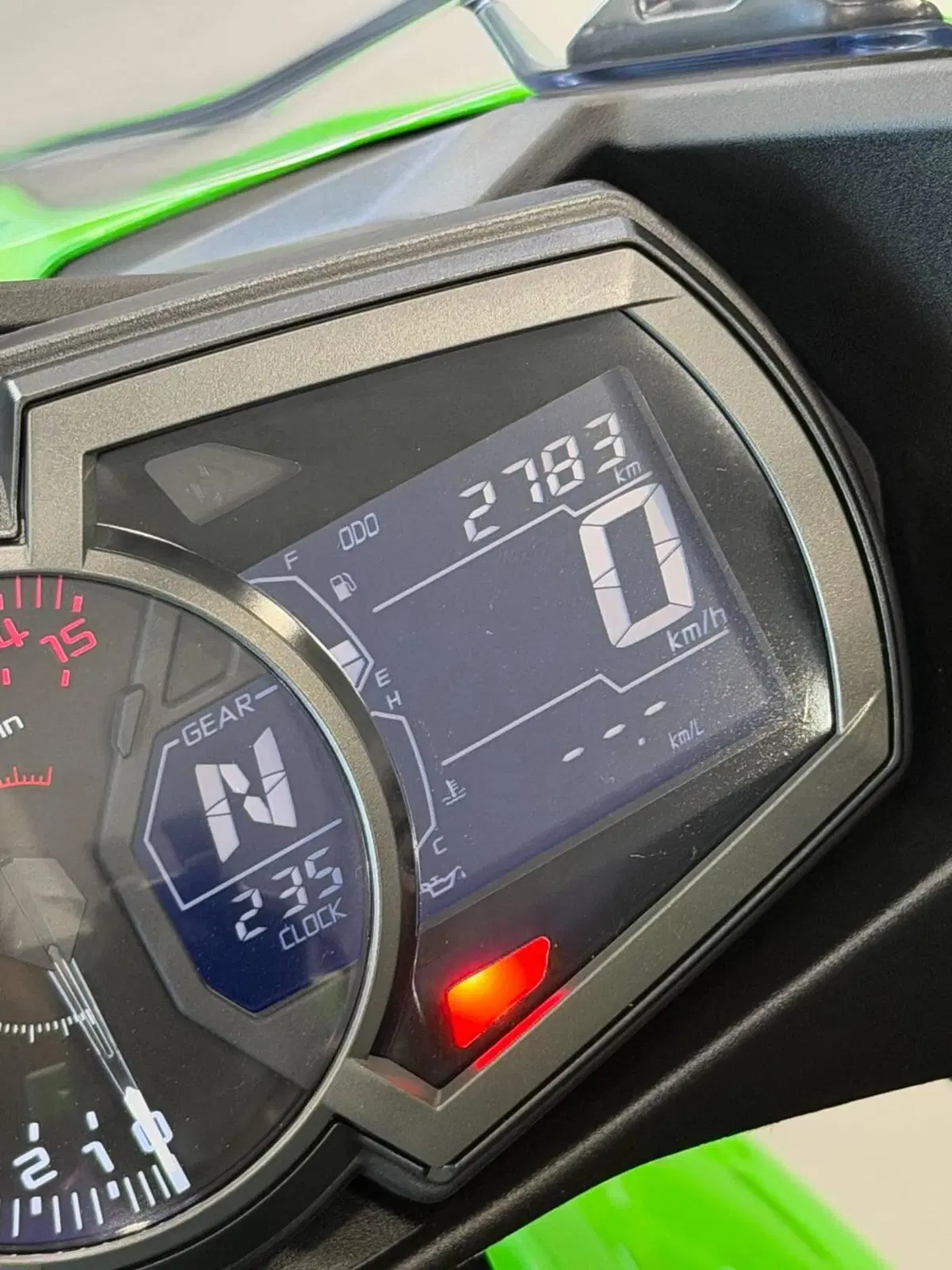 Kawasaki Ninja 400 Sport (2023) (16)