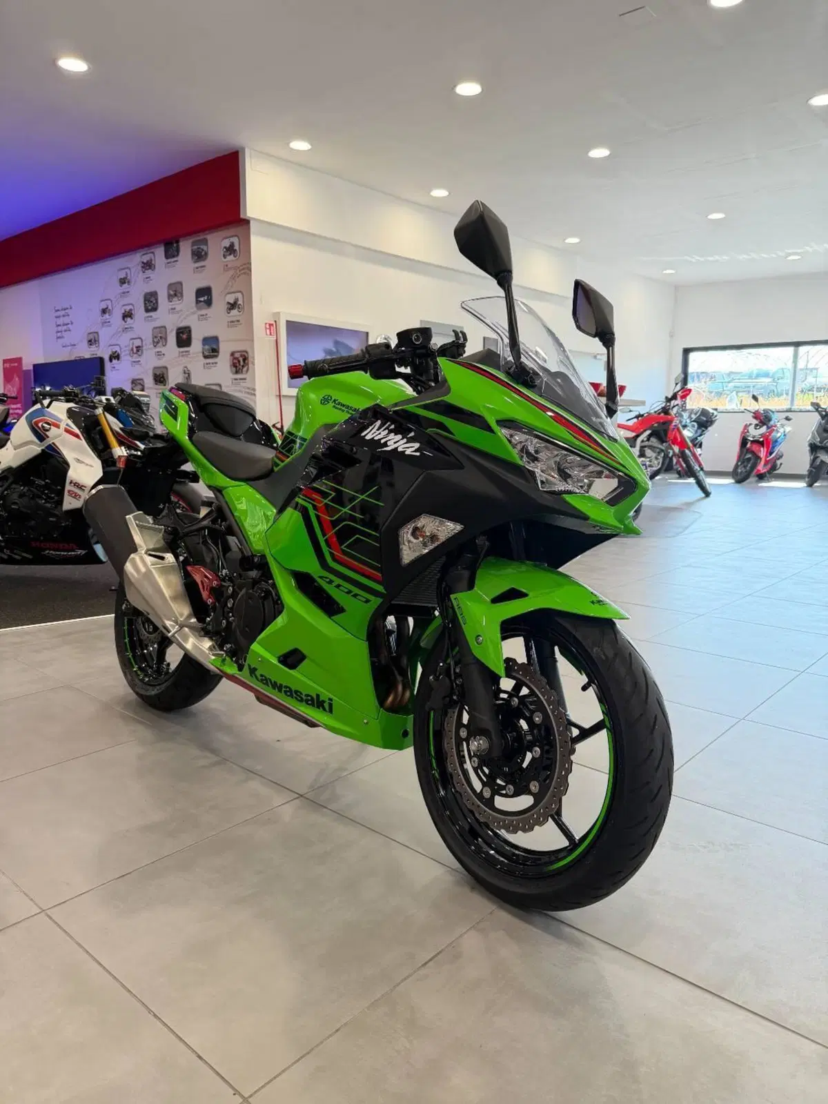 Kawasaki Ninja 400 Sport (2023) (6)