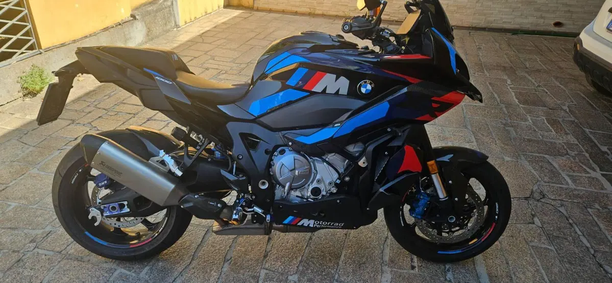 Bmw M 1000 XR (2024 - 27)
