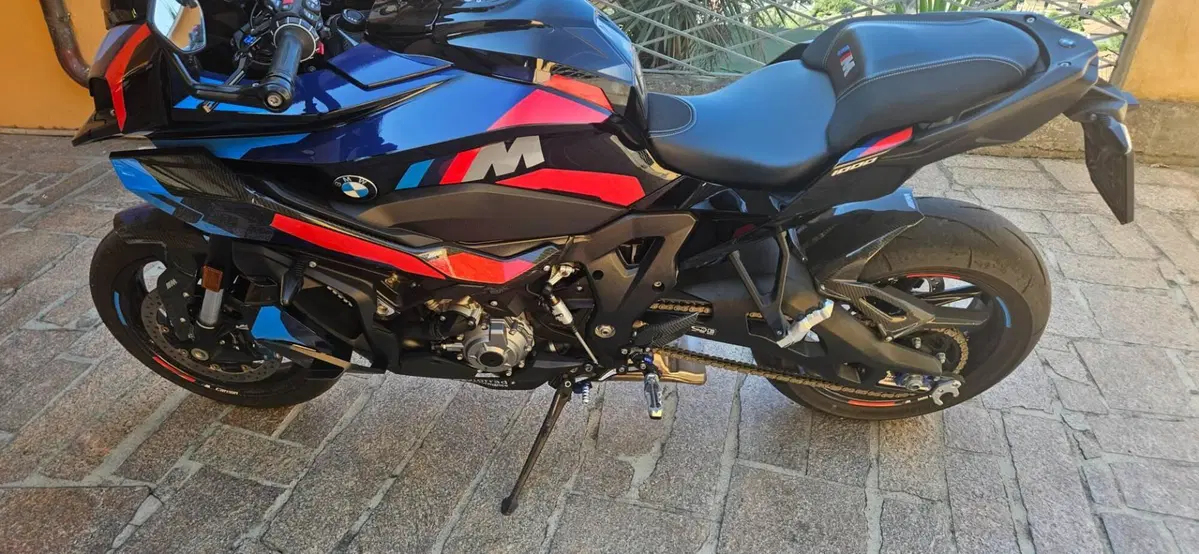 Bmw M 1000 XR (2024 - 27) (3)