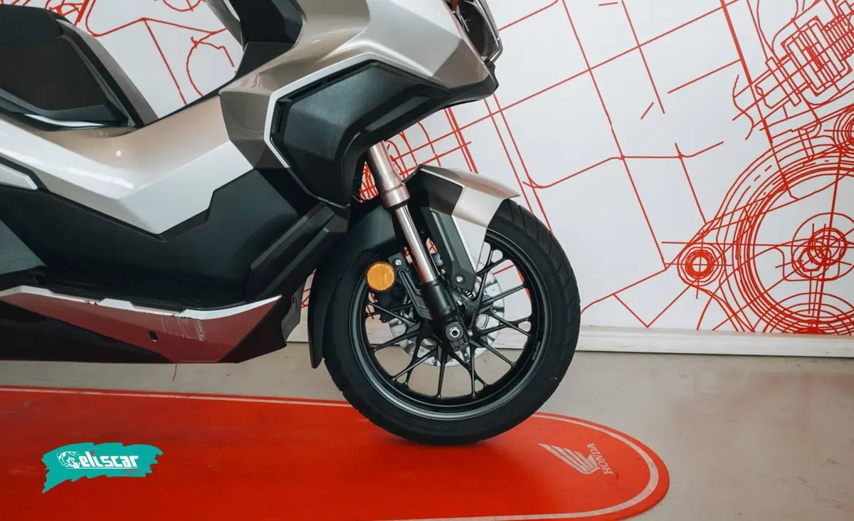Honda ADV 350 (2022 - 24) (6)