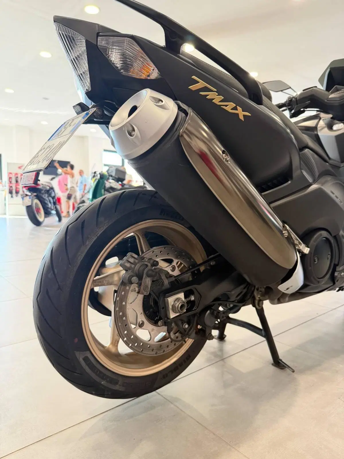 Yamaha T-Max 530 Iron Max ABS (2014 - 17) (14)