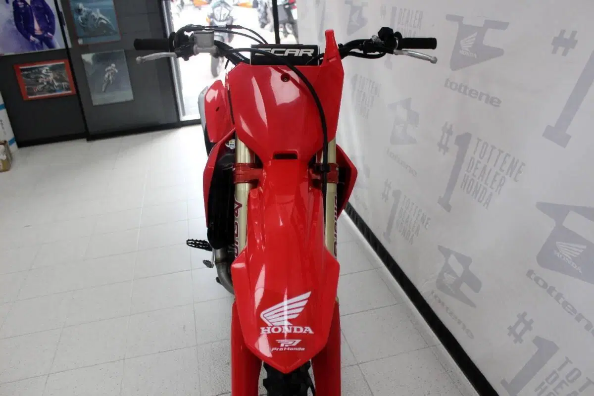 Honda CRF 250R (2026) (4)