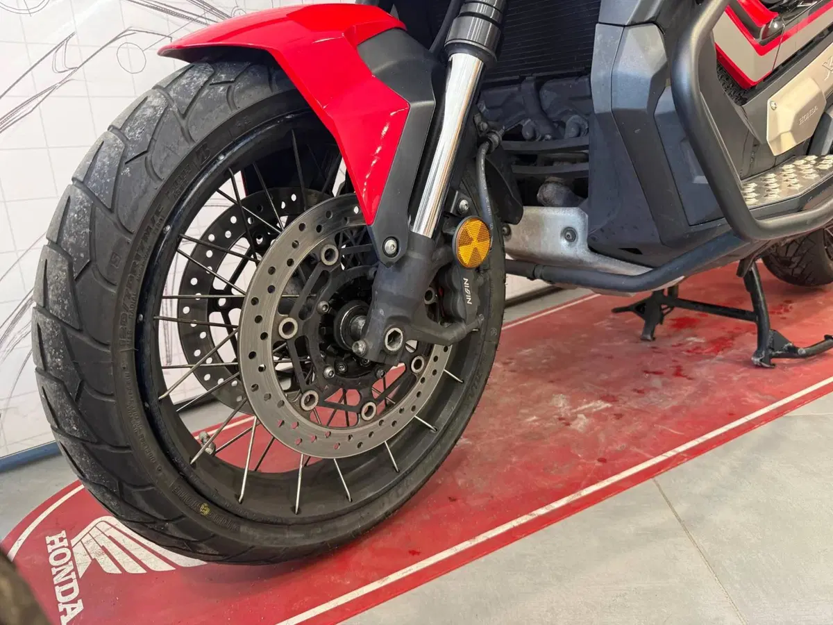 Honda X-ADV 750 (2018 - 20) (9)
