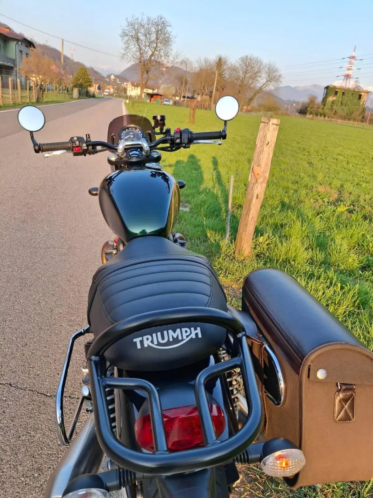 Triumph Speed Twin 900 (2023 - 24) (2)