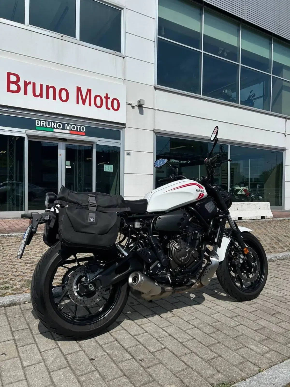 Yamaha XSR 700 (2022 - 26) (4)