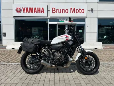 Yamaha XSR 700 (2022 - 26) usata
