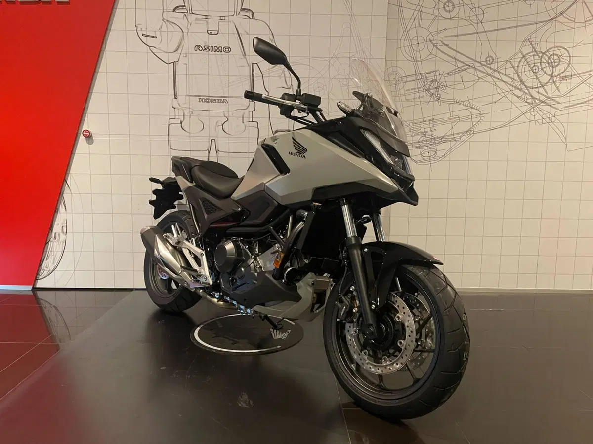 Honda NC 750 X DCT (2025 - 26) (2)