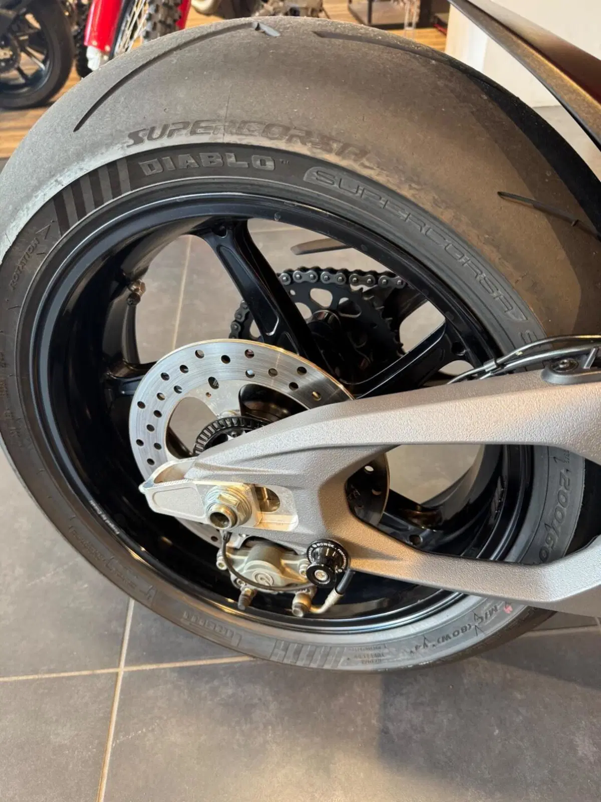 Ducati Panigale V4 S (2025 - 26) (13)