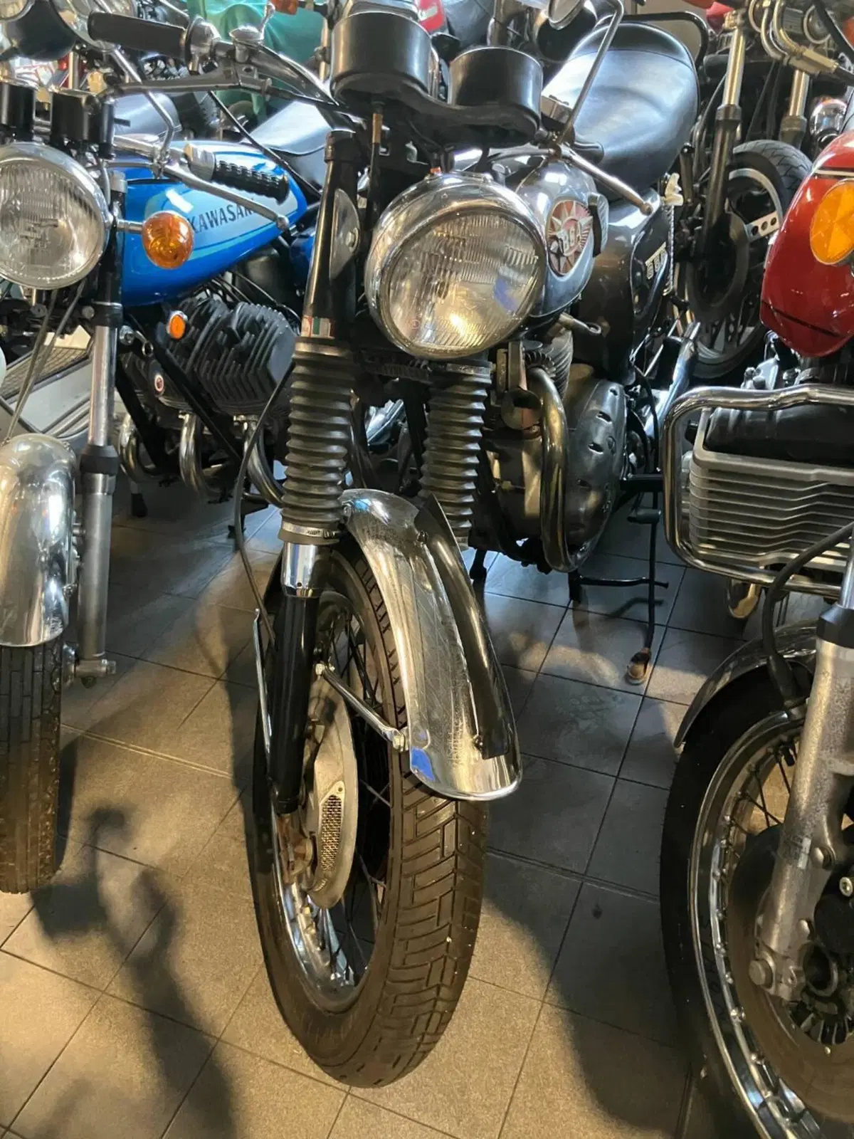 Bsa 650 Tunderbolth (2)