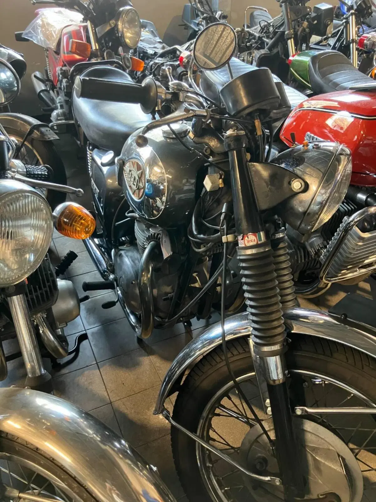 Bsa 650 Tunderbolth (3)