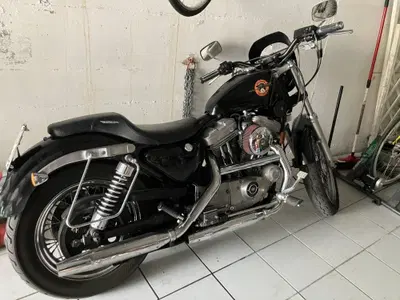 Harley-Davidson 883 XLH d'epoca