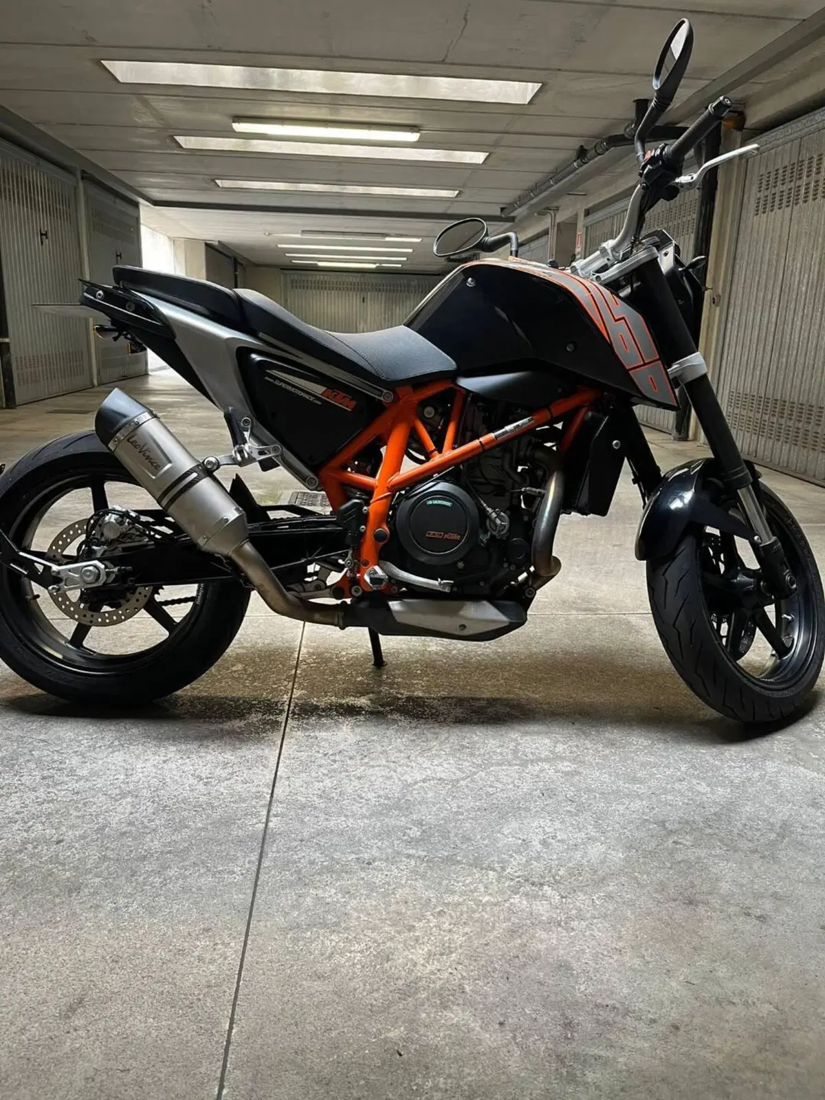 KTM 690 Duke (2012 - 16) (2)