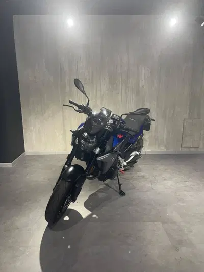 Bmw F 900 R (2021 - 24) usata