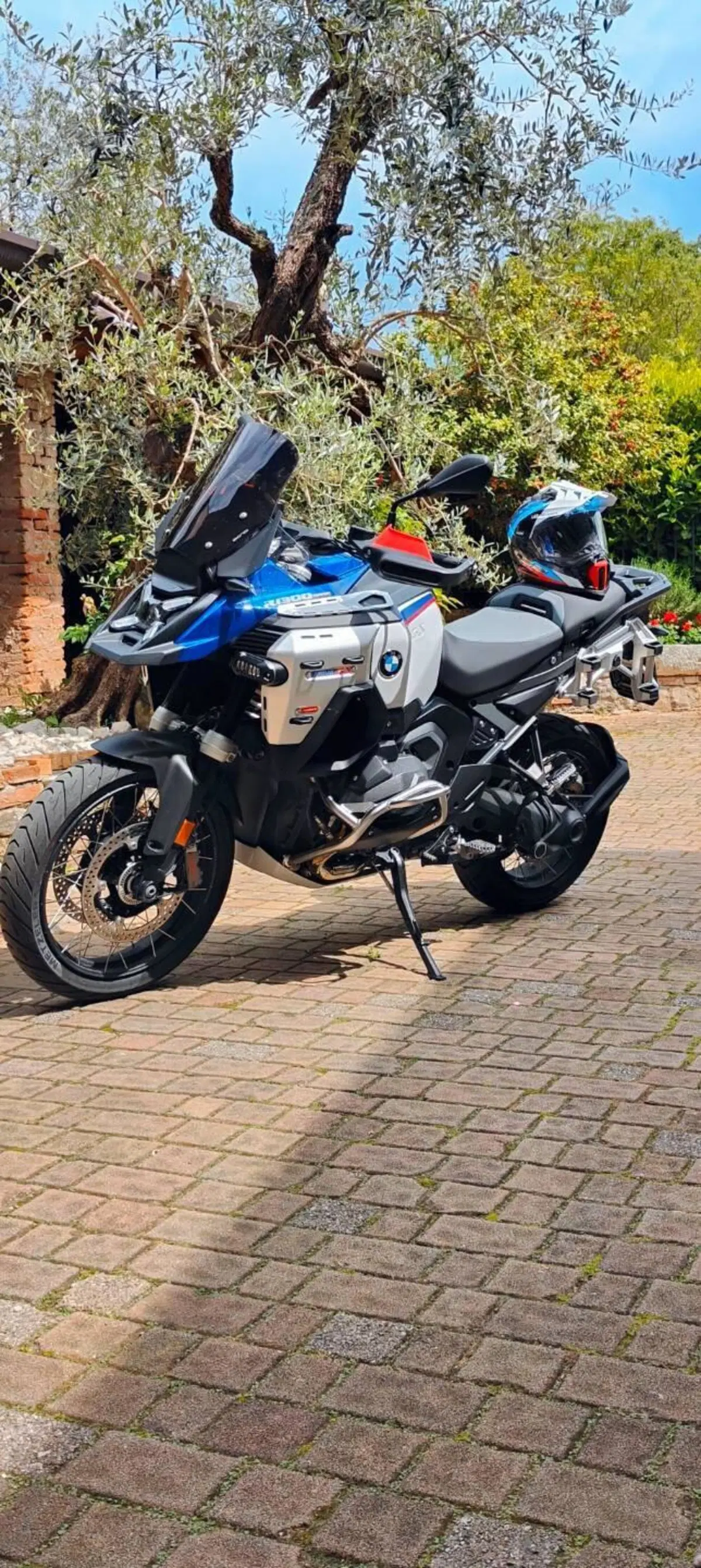 Bmw R 1300 GS Adventure Trophy (2025 - 26) (3)