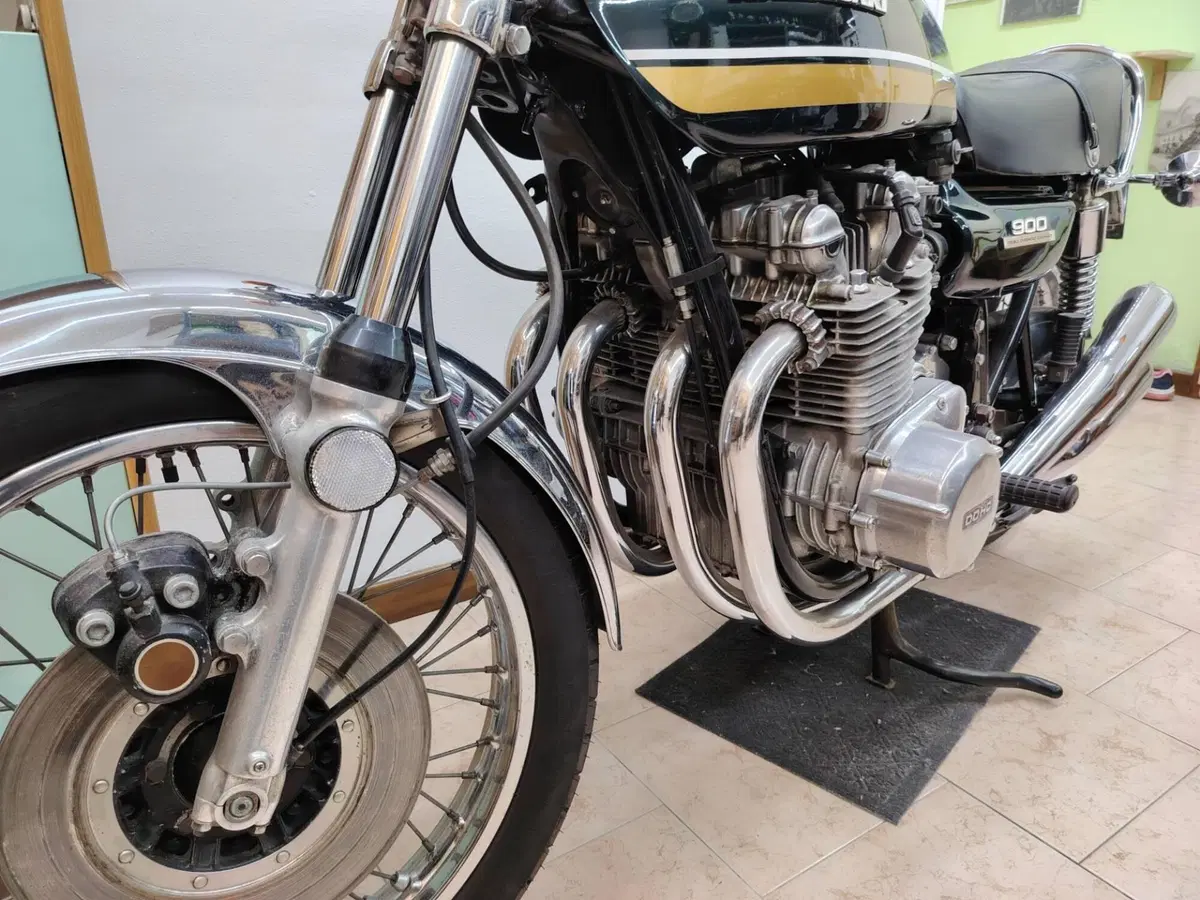 Kawasaki Z1 900  (7)