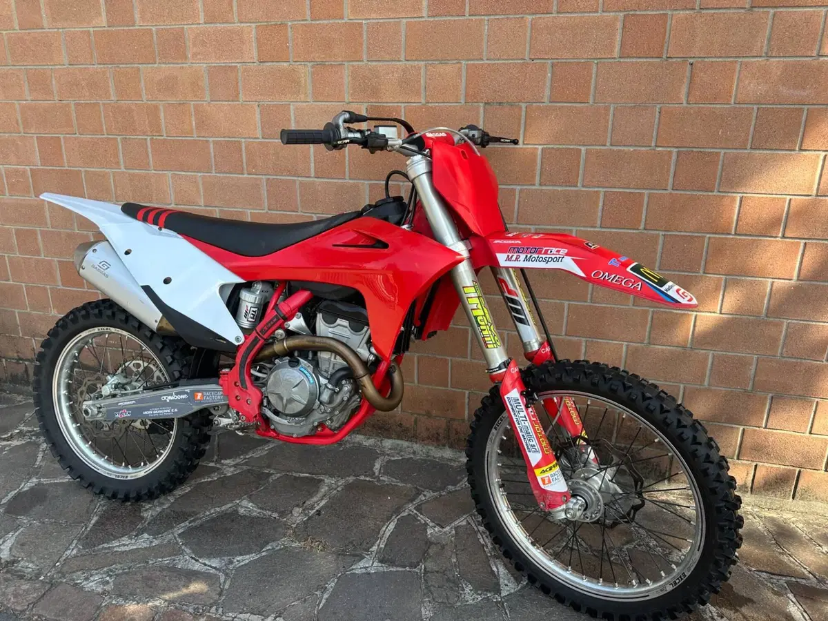 GASGAS MC 250 F (2022) (3)
