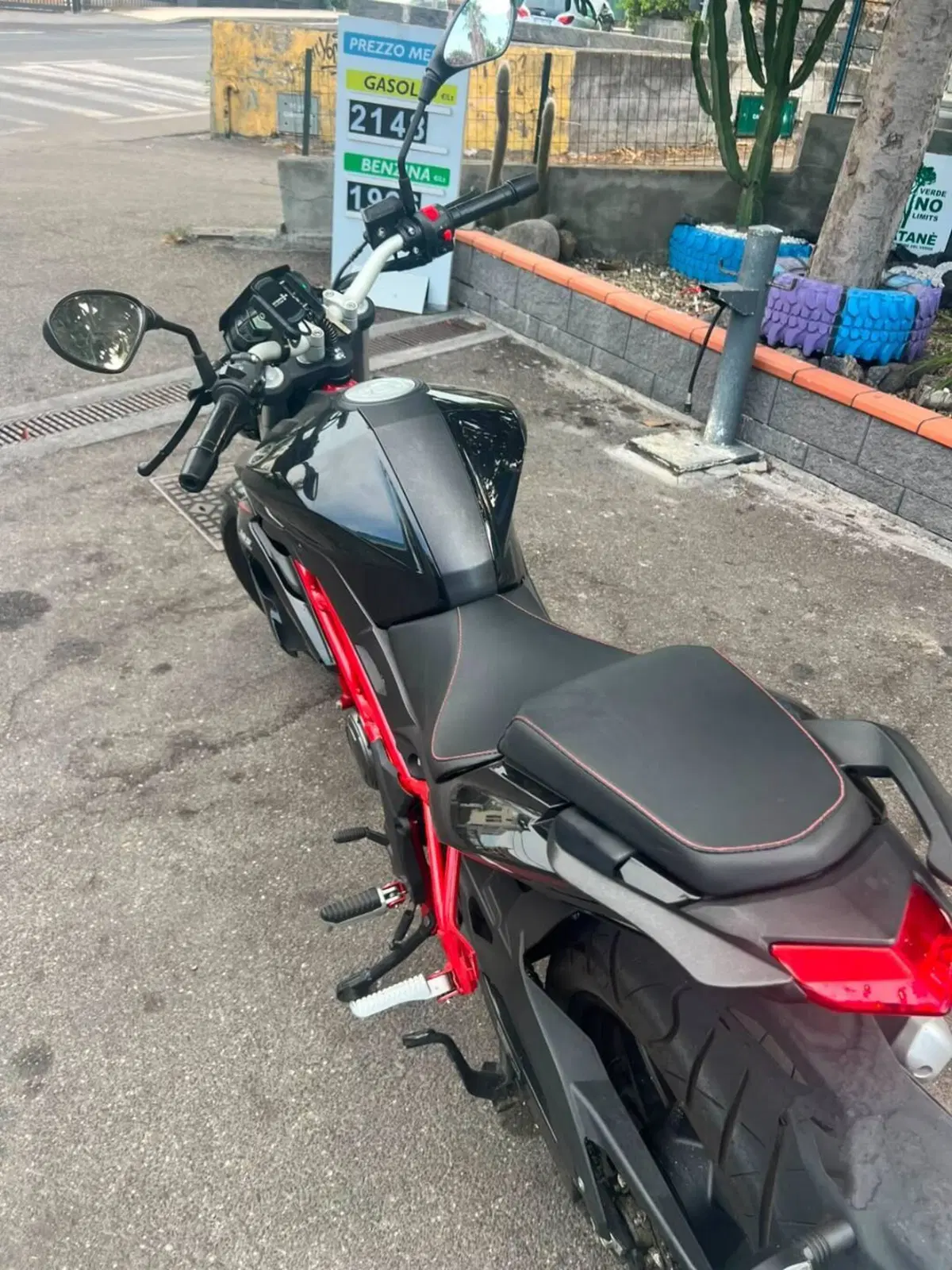 Benelli BN 125 (2021 - 25) (3)