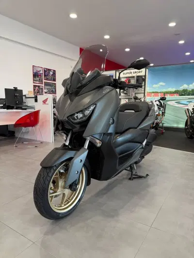 Yamaha X-Max 300 Tech Max (2020) usata