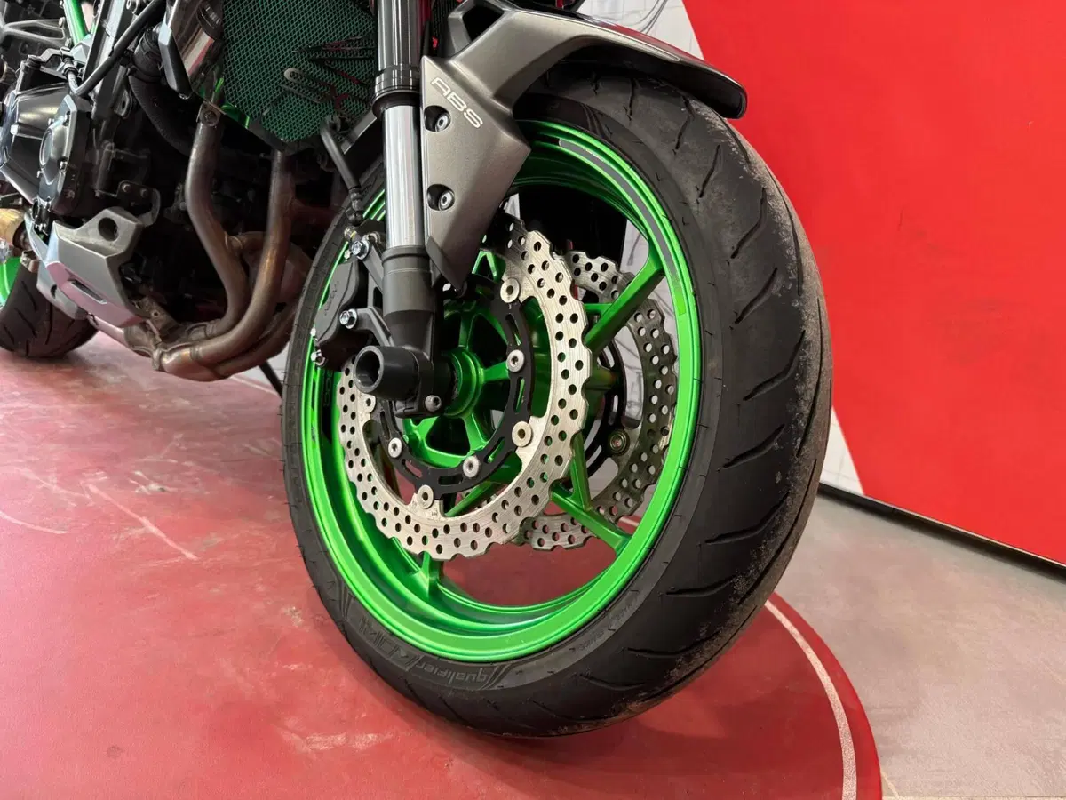 Kawasaki Z 900 A2 (2021 - 24) (9)
